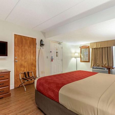 Econo Lodge Inn & Suites Lugoff Екстер'єр фото
