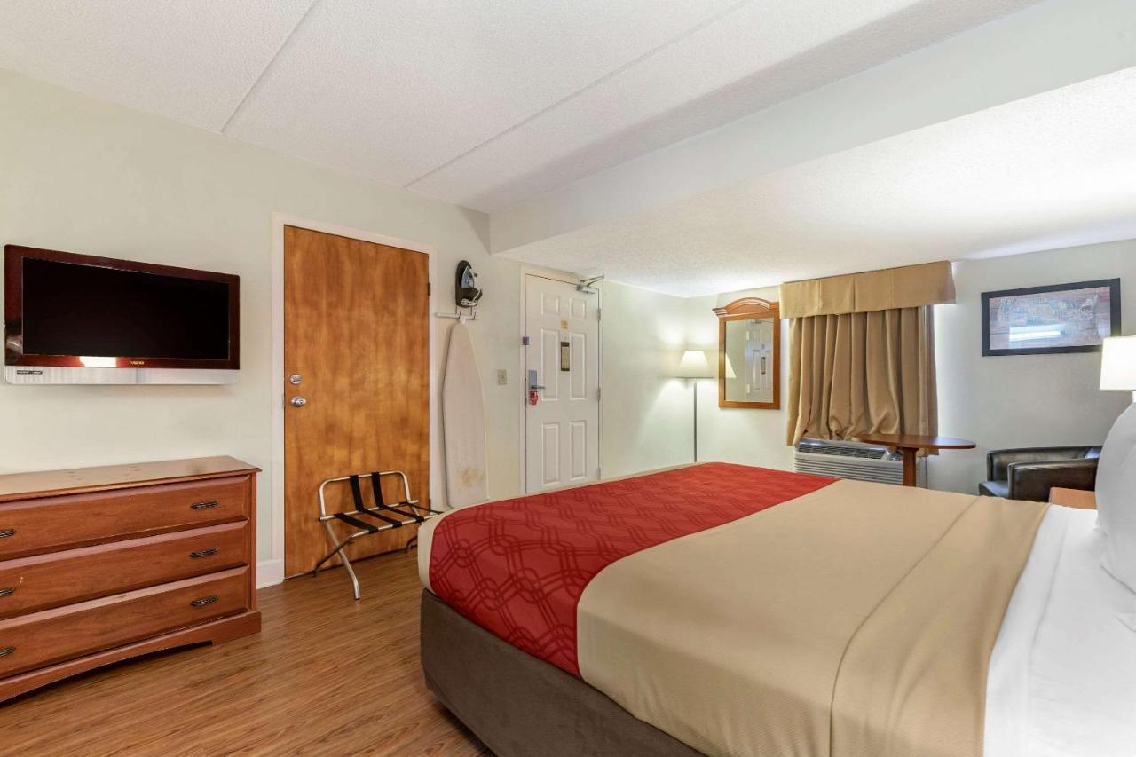 Econo Lodge Inn & Suites Lugoff Екстер'єр фото