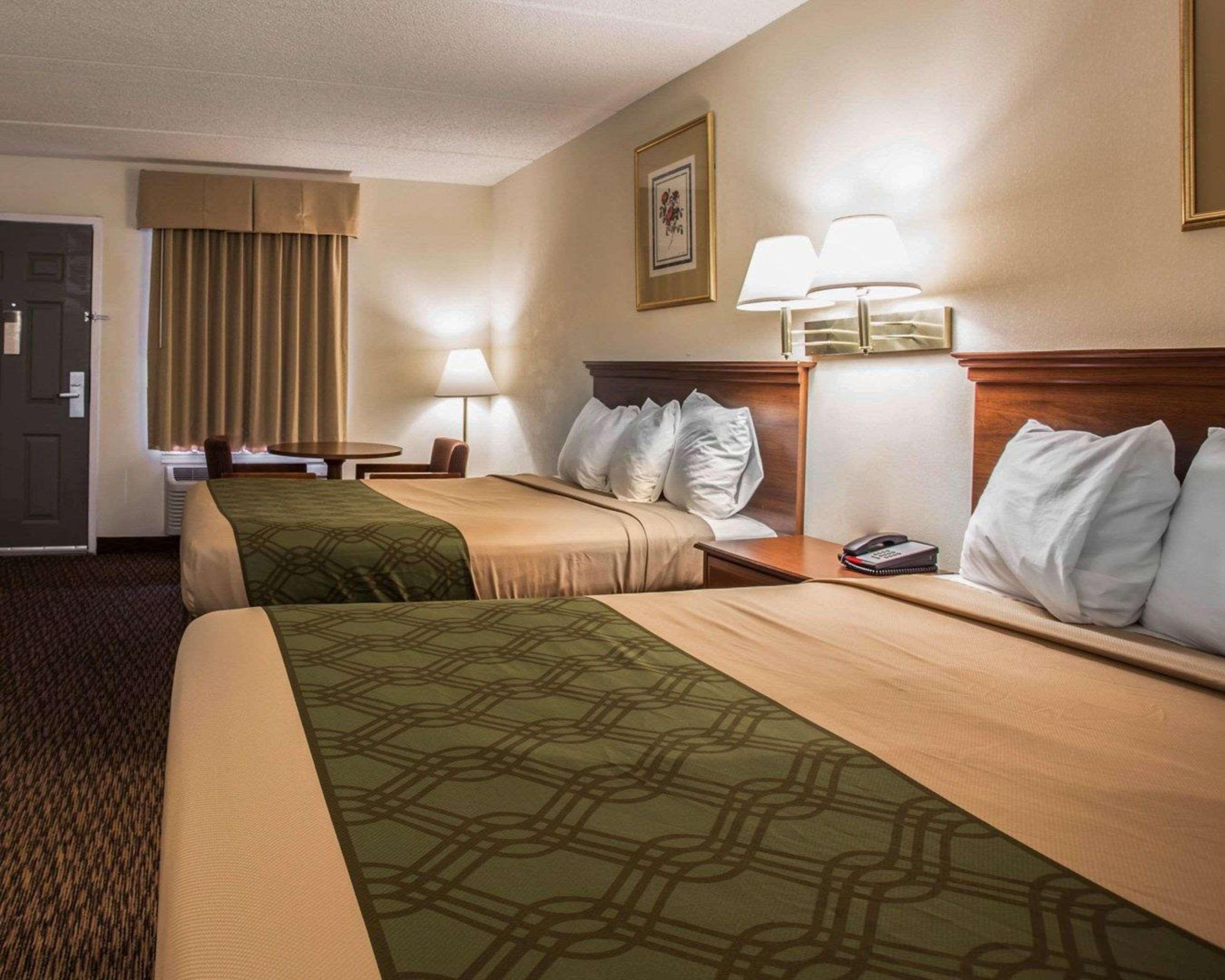 Econo Lodge Inn & Suites Lugoff Екстер'єр фото