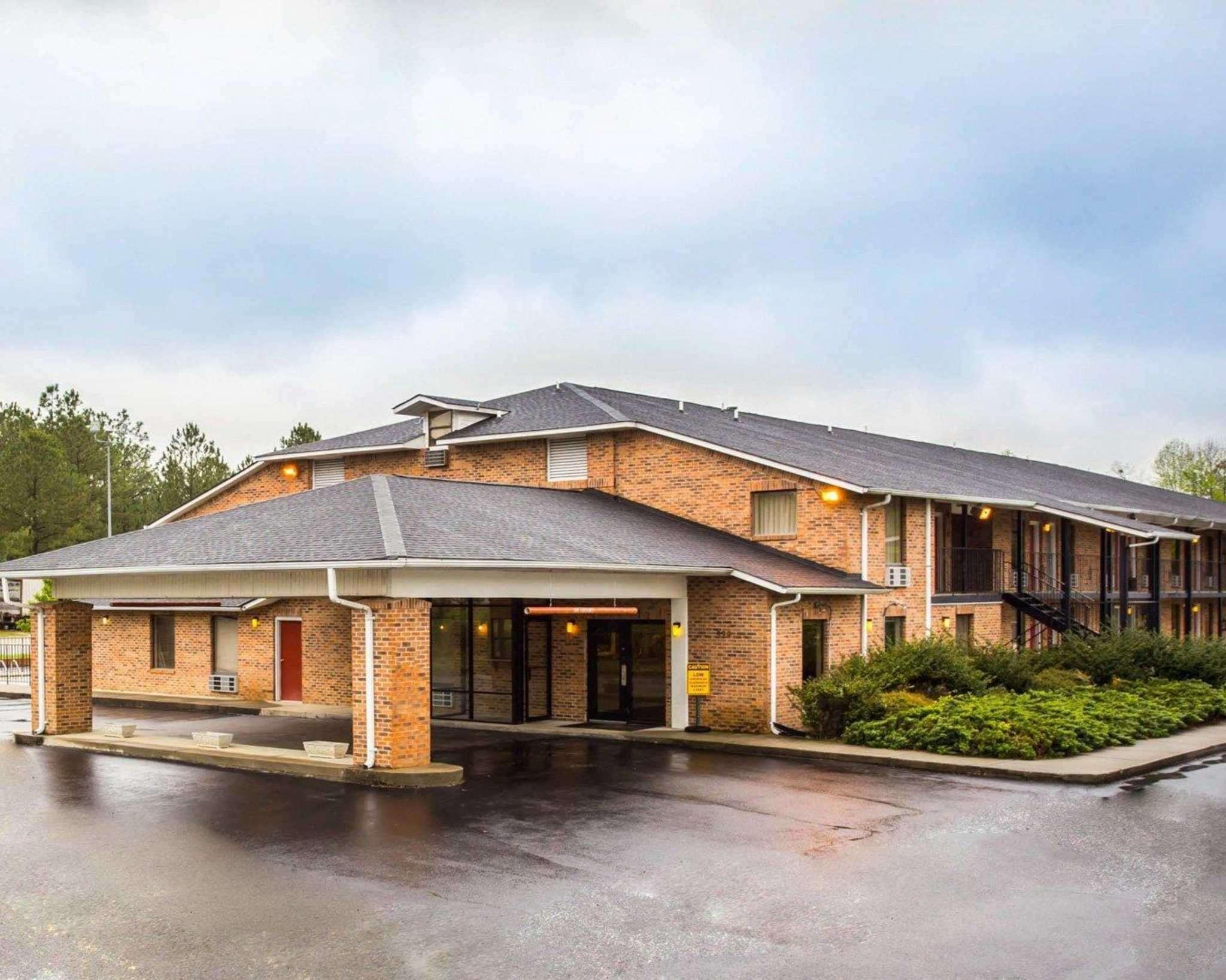 Econo Lodge Inn & Suites Lugoff Екстер'єр фото
