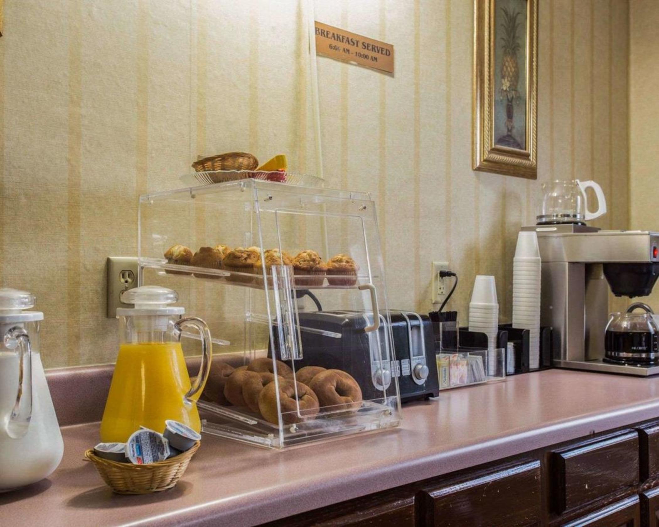 Econo Lodge Inn & Suites Lugoff Екстер'єр фото