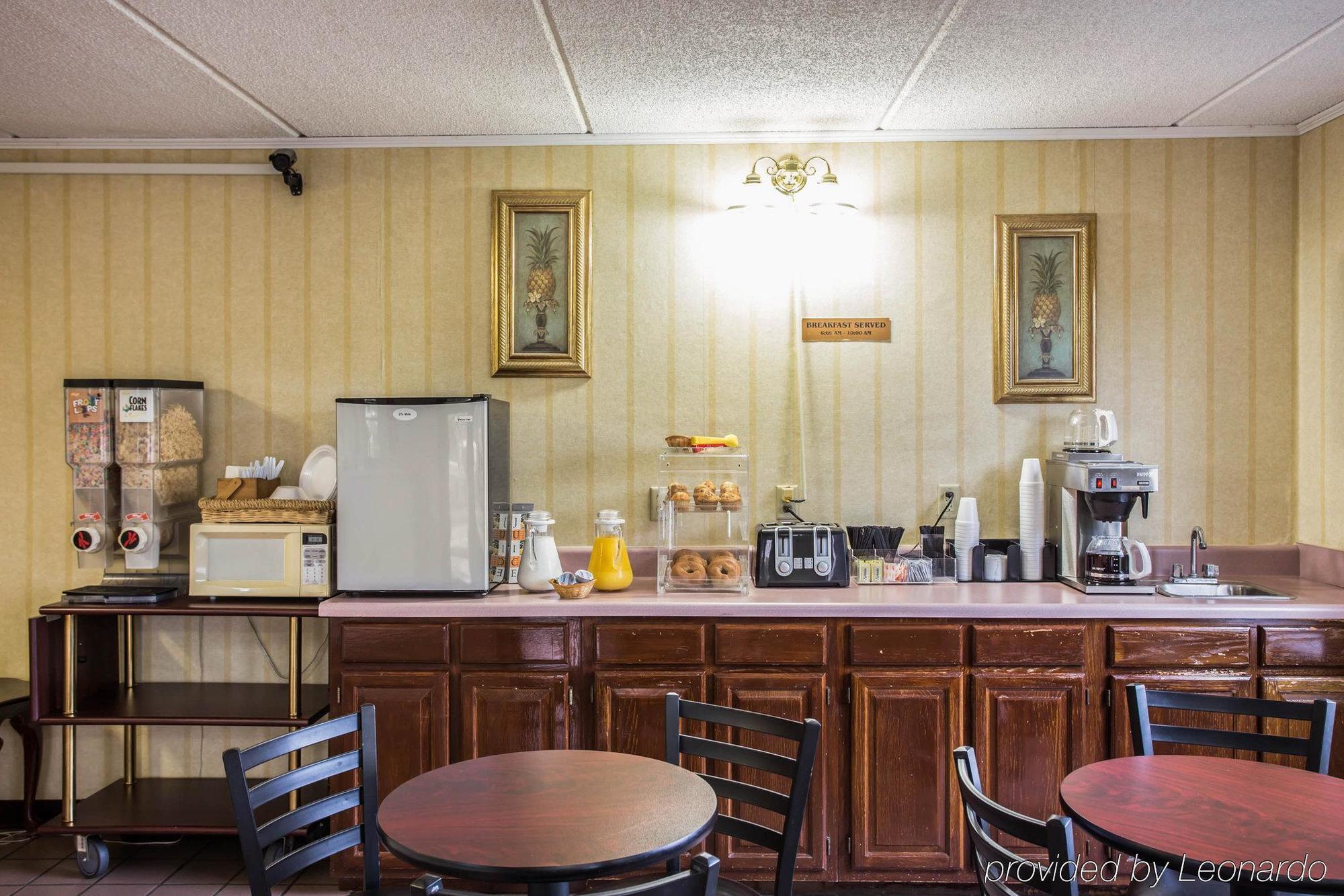 Econo Lodge Inn & Suites Lugoff Екстер'єр фото