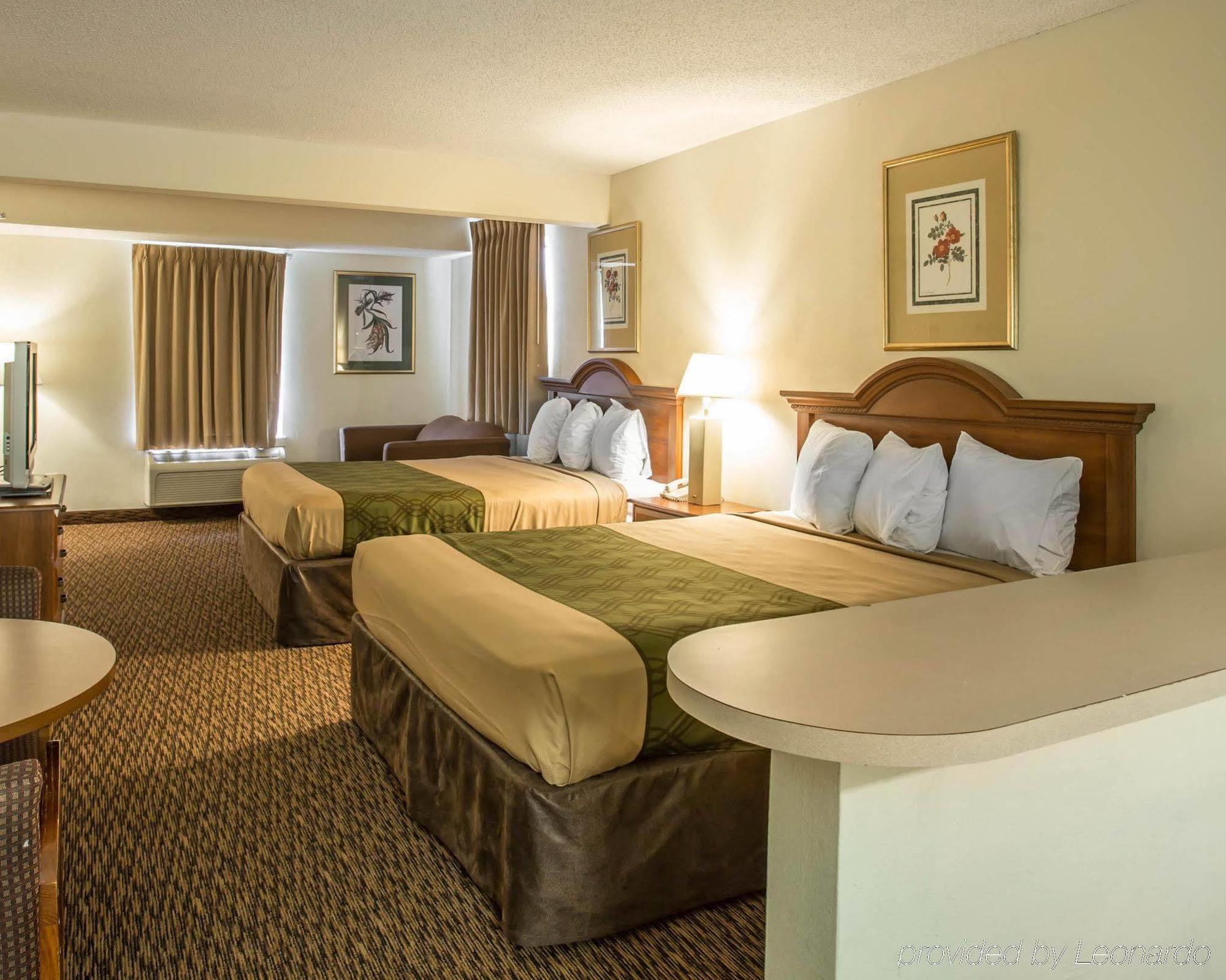Econo Lodge Inn & Suites Lugoff Екстер'єр фото